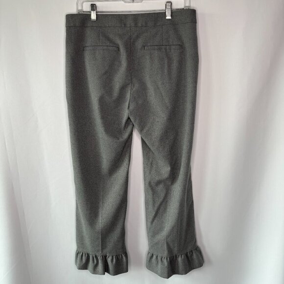 Banana Republic Women's Logan Gray Crop Ruffle Hem Trouser Pants Size 6 - Picture 11 of 15